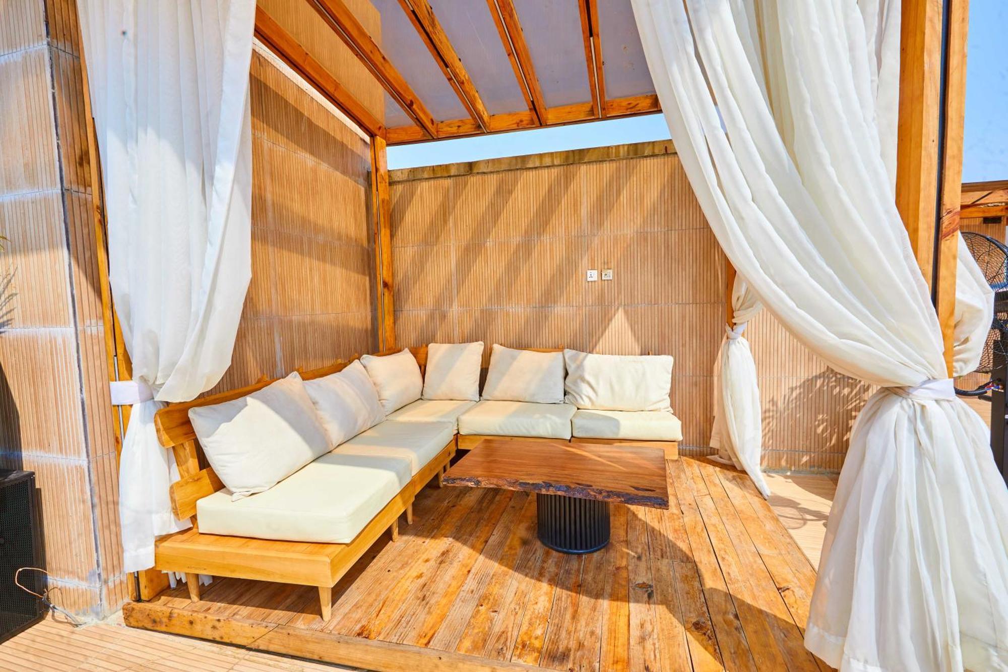 Vintano Hotel Lekki Kültér fotó